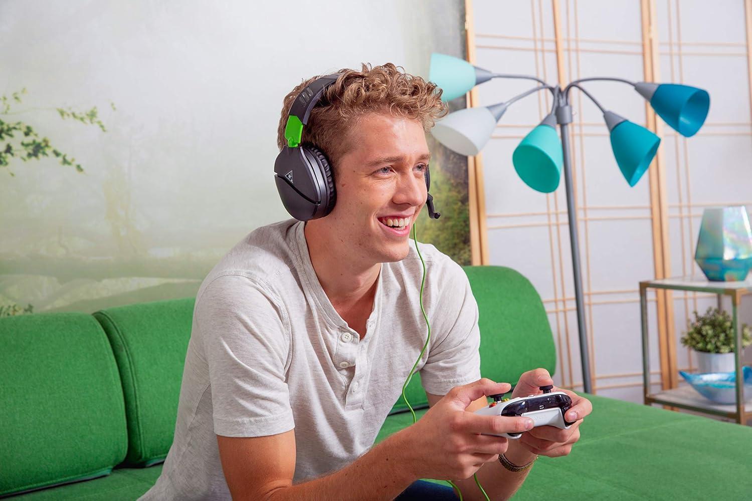 image:imageTurtle Beach Recon 70 Multiplatform Gaming Headset for PS5 PS4 Xbox Series XS Xbox One PC amp Mobile w 35mm Wired Connection FliptoMute Mic 40mm Speakers Lightweight Design WhiteBlack and Green
